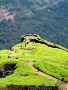 8 Indian Trails Perfect For Your First Hike