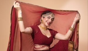 Dhurandhar fame Jasmine Sandlas’s concert became an arena of controversy: She drenched herself with water, fans got angry after seeing the lip-sync