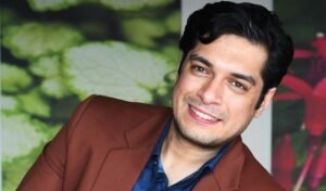How is the relationship of Aamir Khan’s son Junaid Khan with stepmother Kiran Rao and Gauri Spratt? The actor revealed the layers one by one